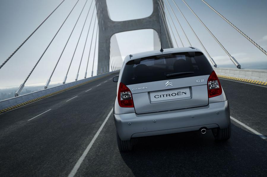  Citroen C2 2004 года  (фото 3 из 22)